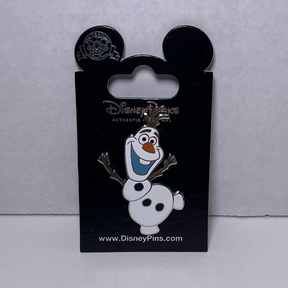 Disney Frozen Olaf Trading Pin NEW